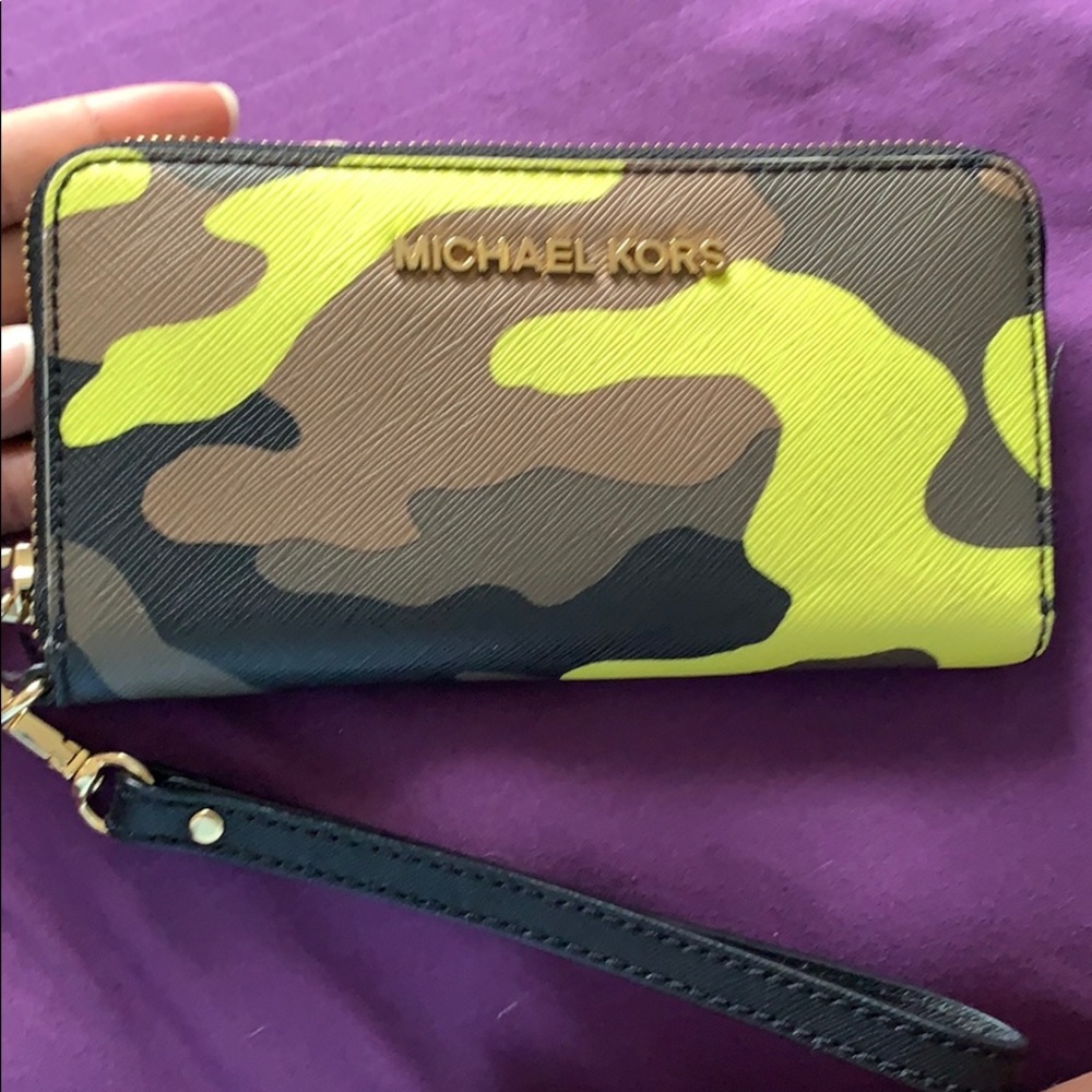 Authentic camo Michael kors wallet